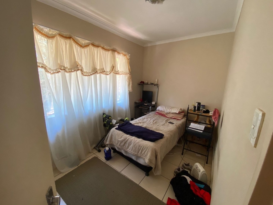 10 Bedroom Property for Sale in Orkney North West